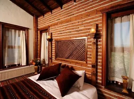 Guest house Daidalos 2*